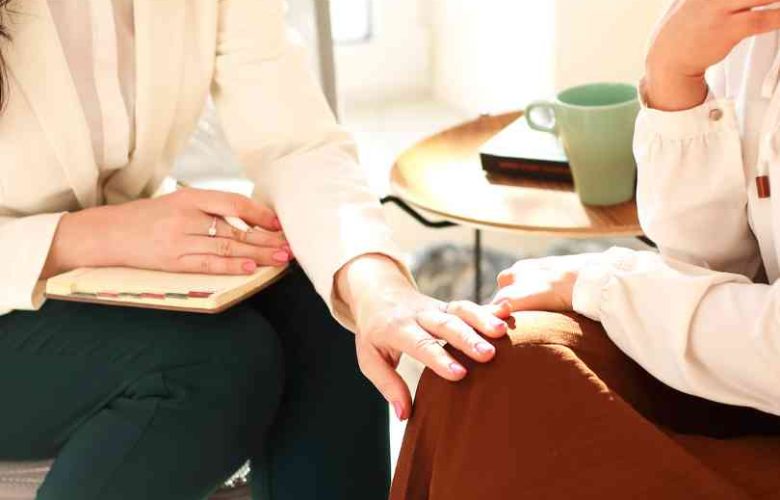 alt="Proceso de mentoría en 4 pasos: llamada, sesiones, ejercicios y autonomía"